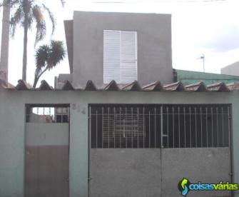 2 casas uma com 5 e a outra com 4 comodos local itaquaquecetuba sp aceito carro no negócio