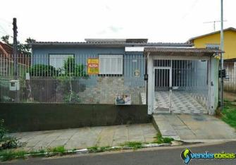 Casa otima localização na santa isabel