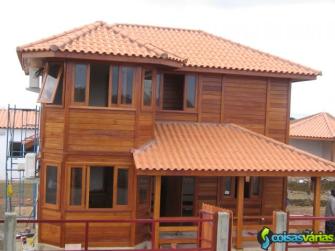 Kits de casas pre fabricadas em madeira