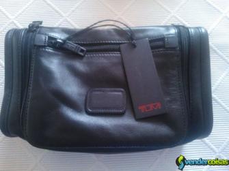 Necessaire tumi original em pele novo