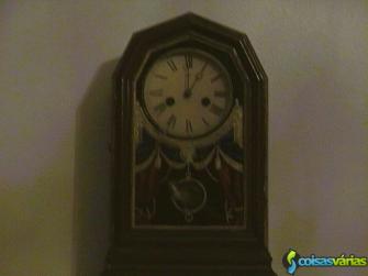 Relógio alemão muito antigo. cedo melhor oferta.