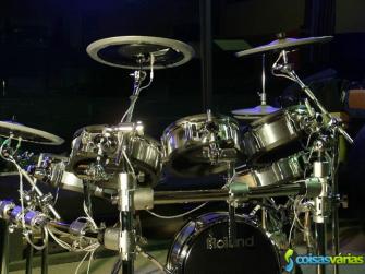 Roland td-20sx v-pro drum set----2500euro