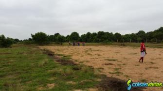 Terreno a venda na zona do kikuxi em viana