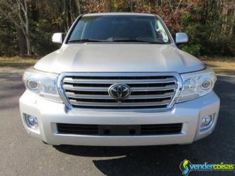 Venda: 2013 toyota land cruiser v8