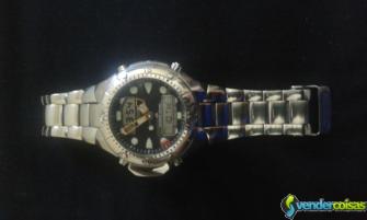 Vendo barato relogio citizen aqualange fundo preto